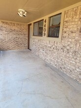 Building Photo - 4409 Creekside Dr