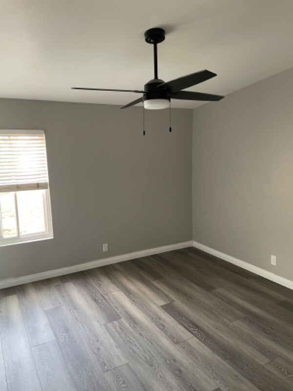 Building Photo - 1031 Dunes St