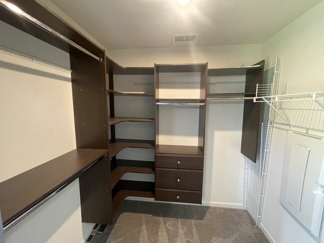 Building Photo - 239 Dunlin Dr