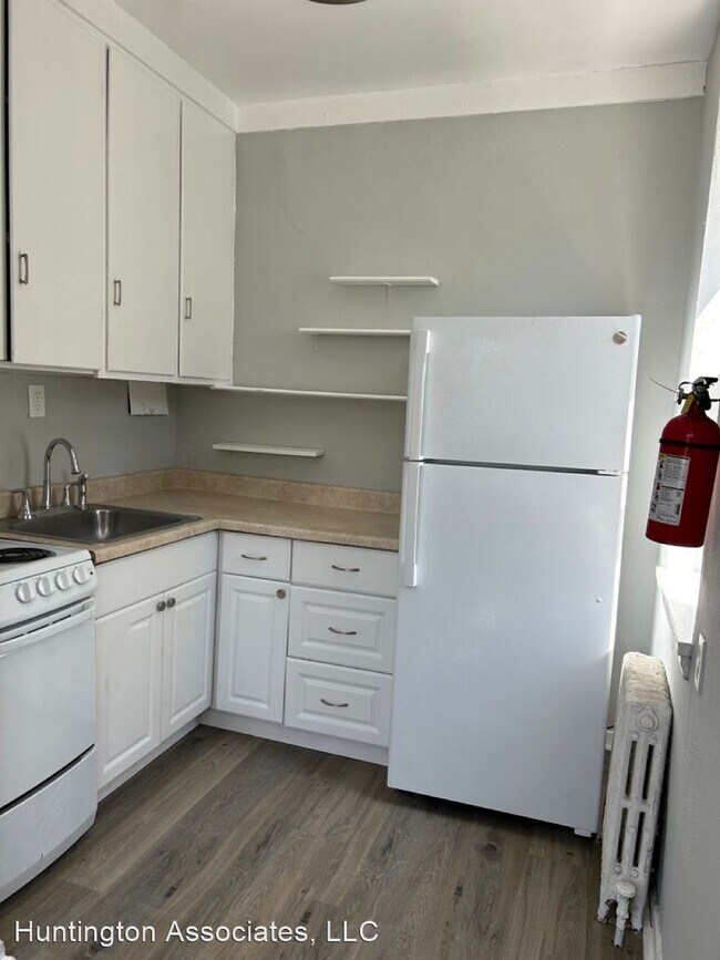 Foto del edificio - 1 br, 1 bath House - 11 S Nashville Ave, #B1
