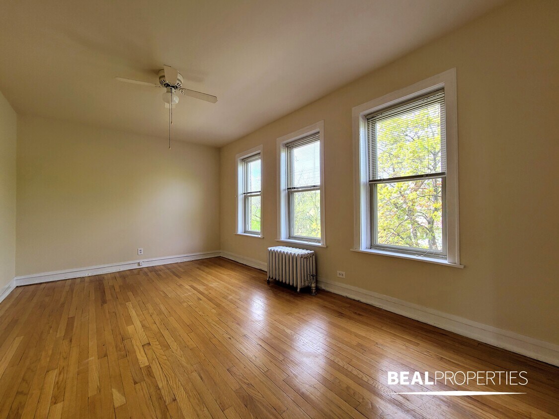 Foto principal - 4235 N Paulina St