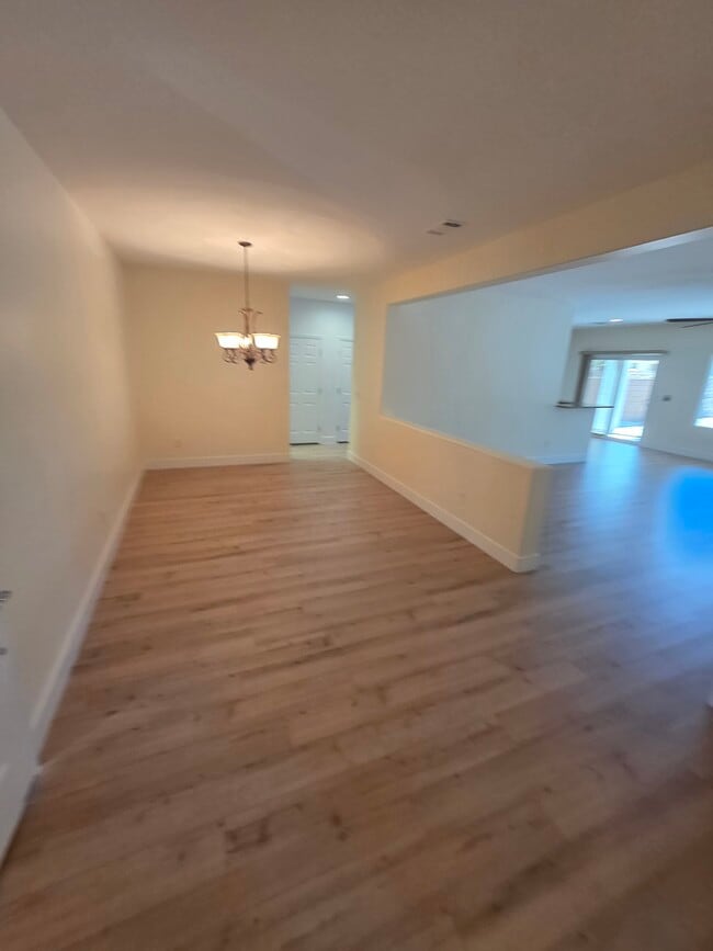 Building Photo - 3241 Flyway Ct