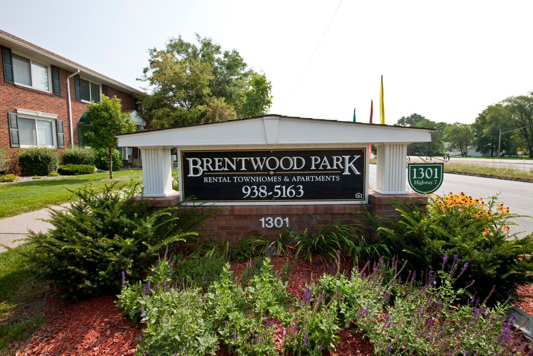 Primary Photo - Brentwood Apartments