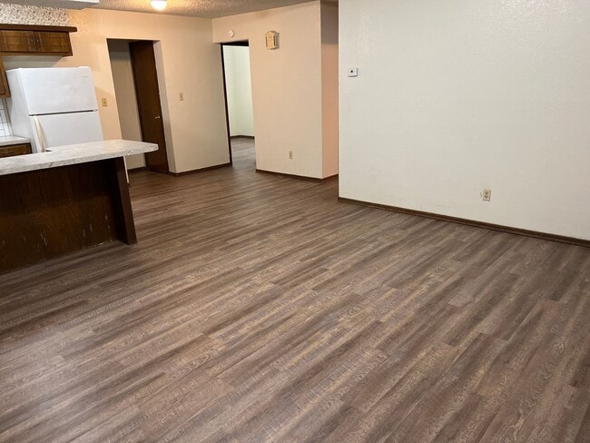 Foto del edificio - 921 Callie Ave