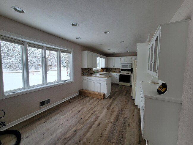 Foto del edificio - 7433 48th Ave