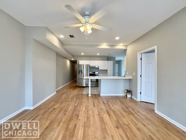 Foto del edificio - 1013 W 19th St