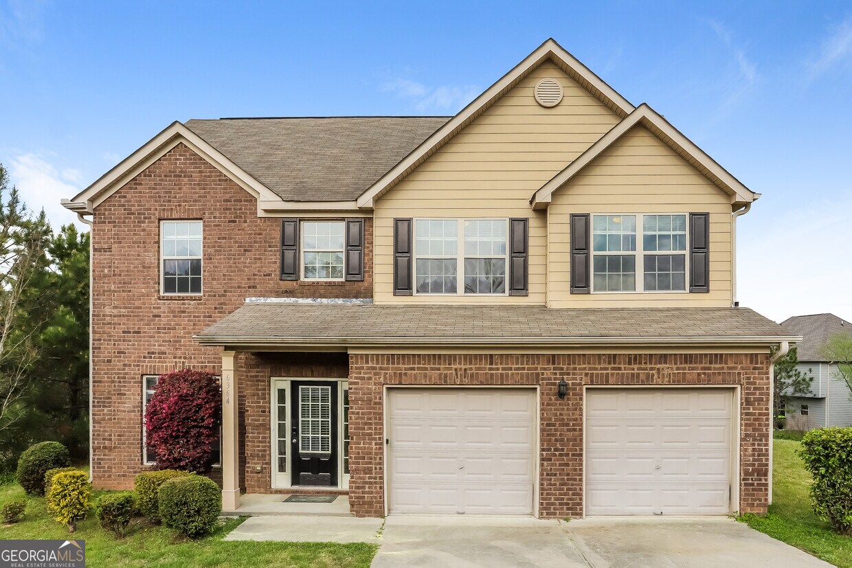 Foto principal - 6364 Flat Rock Ln