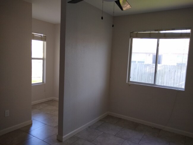 Foto del edificio - 3205 Crownover St