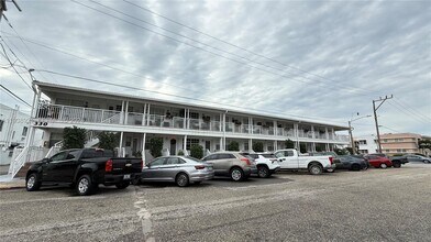 Building Photo - 330 74th St