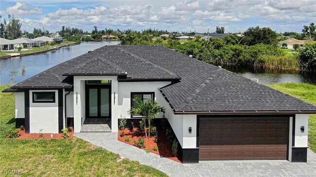 Foto del edificio - 829 NW 29th Ave