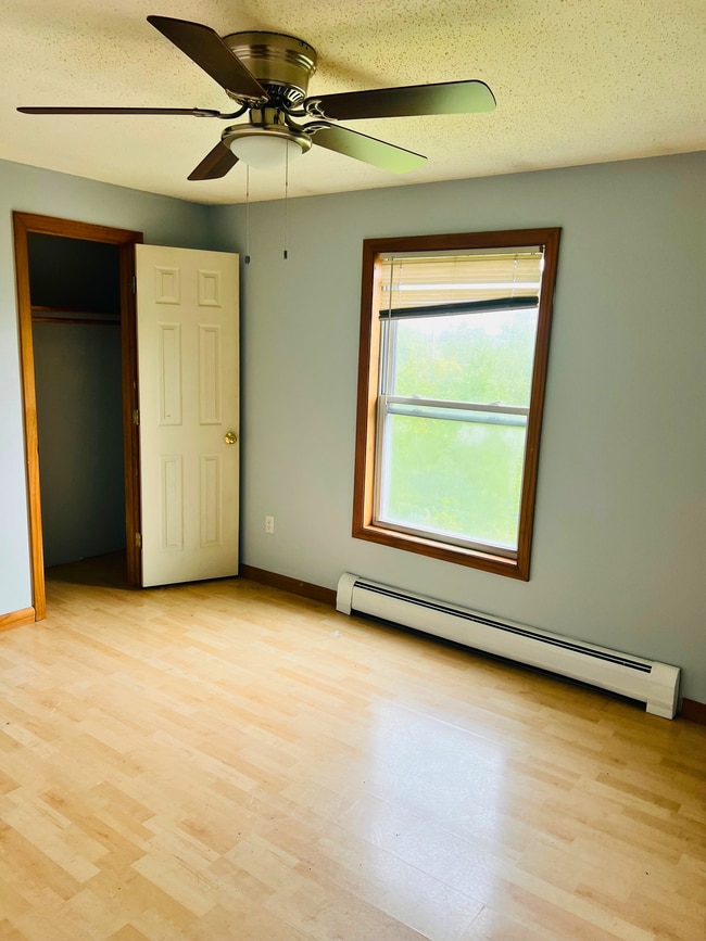 Building Photo - 10 Colby Way