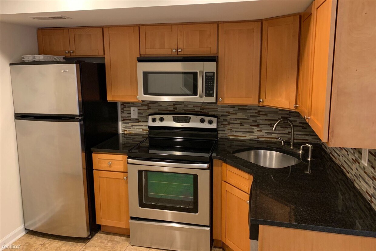 Primary Photo - 3 br, 2 bath Duplex - 1712 MONUMENT ST Unit A