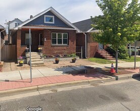 Building Photo - 1912 E Columbus Dr