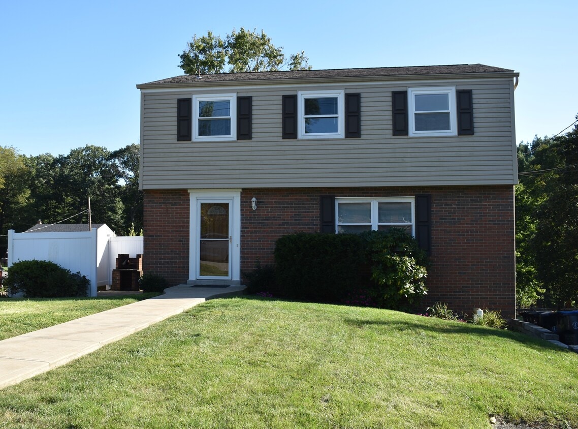 571 Harrison St, Pittsburgh, PA 15237 House Rental in Pittsburgh, PA