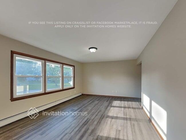 Foto del edificio - 8056 Xenia Ave N