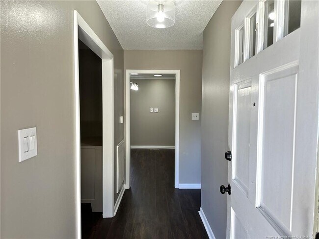 Foto del edificio - 7144 Fillyaw Rd