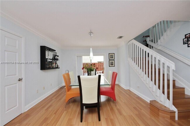 Foto del edificio - 7347 NW 173rd Dr