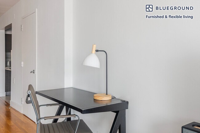 Foto del edificio - 360 E 65th St