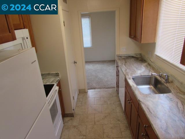 Building Photo - 5025 Glenn Ave