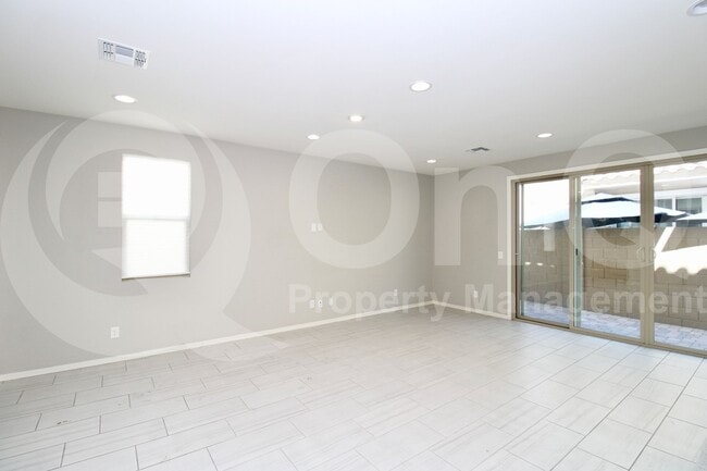 Building Photo - 17221 N 9th Pl