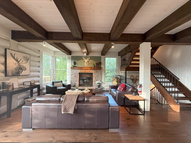 Building Photo - 94 Chem. de la Fraternité