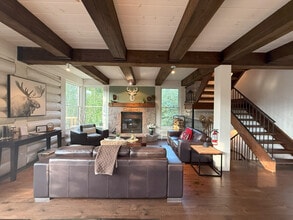 Building Photo - 94 Chem. de la Fraternité