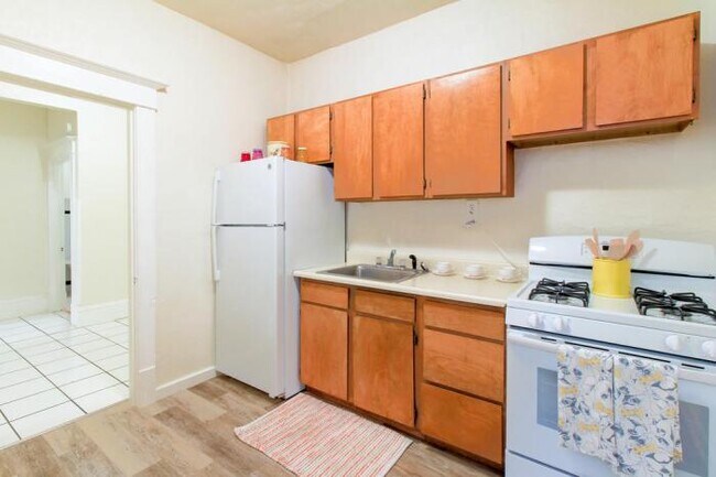 Foto del edificio - 1 bedroom in seattle WA 98122