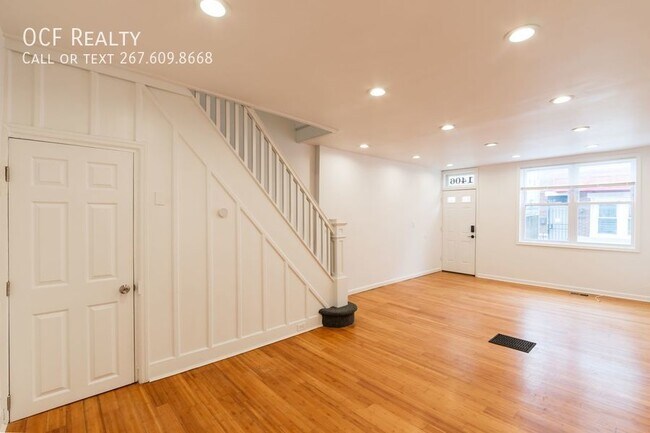 Building Photo - 2 Bed Point Breeze Townhouse
