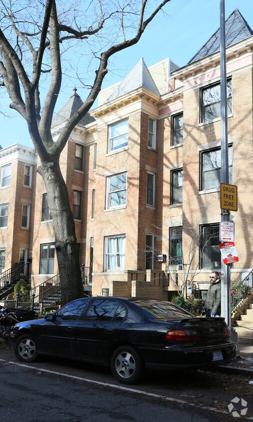 Foto del edificio - 1723 Euclid St NW