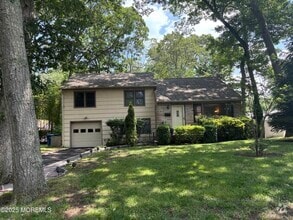 Building Photo - 187 Elmwood Rd