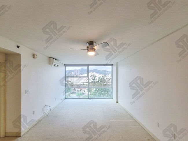Building Photo - 1BR / 1Bath / 1Pkg - Condo in Kakaako Avai...