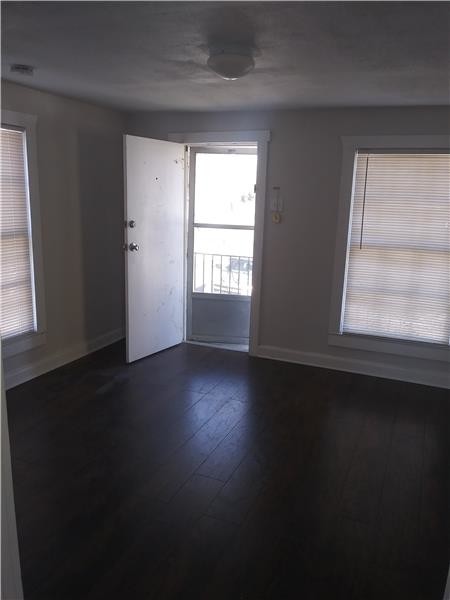 Foto del edificio - 918 Preston St