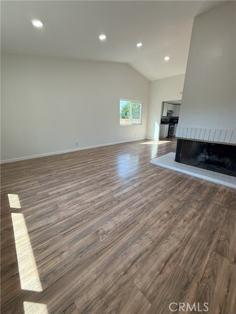 Building Photo - 23833 Country View Dr