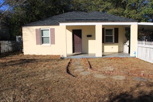 Building Photo - Midtown Rental 2 Bed 1 Bath