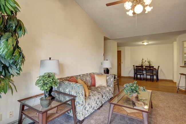 Foto del edificio - Town Centre