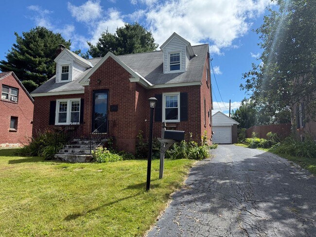Foto del edificio - Adorable Single Family Home In Southeast P...