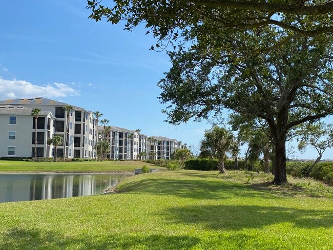 Building Photo - 1010 Tidewater Shores Loop