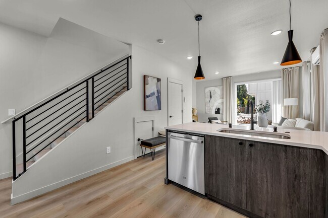 Foto del edificio - 9900 NE 46th Ct