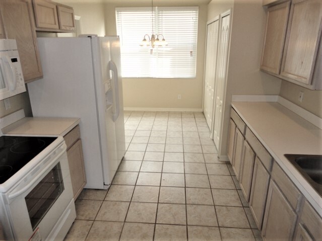 Foto del edificio - 9309 Hunters Park Way