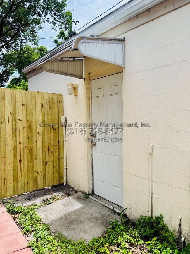 Building Photo - 104 Emerald Ln