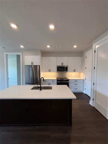 Foto del edificio - 3255 Carlisle St