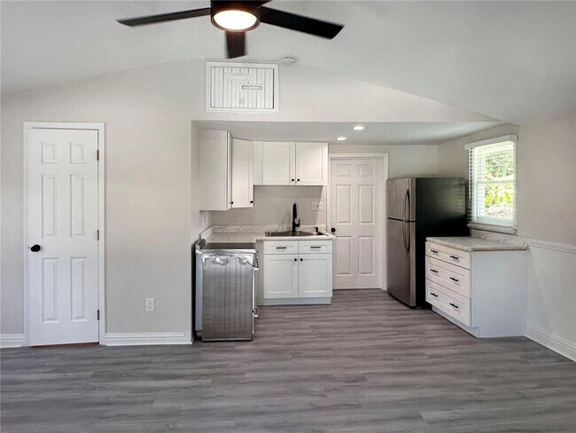 Foto del edificio - 1818 Worrington St