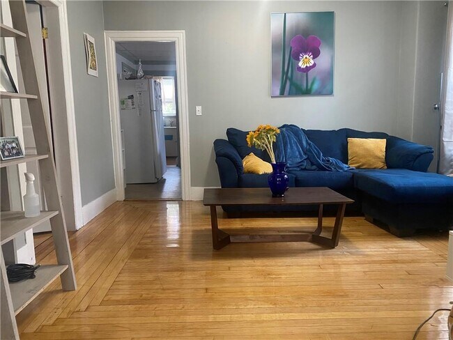 Foto del edificio - 334 Bay View Ave