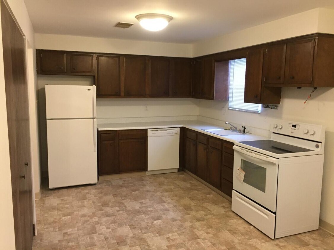 Foto principal - 818 E End Ave
