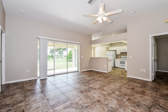 Building Photo - 187 Cougar Way