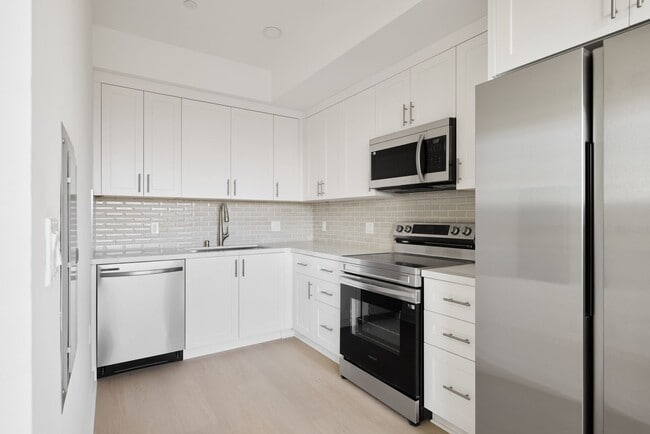 Interior Photo - The Harper on Beverly