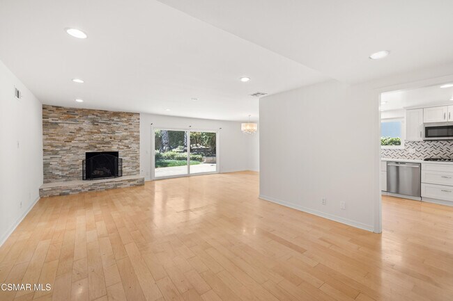 Foto del edificio - 41 Oakleaf Ave