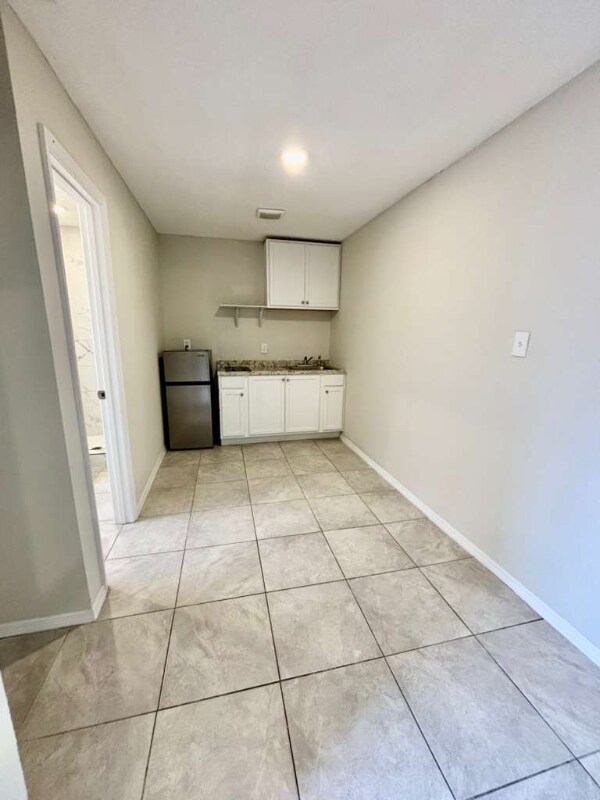 Foto del edificio - 1216 Marlowe Ave