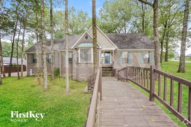 Building Photo - 3943 Green Spruce Bend