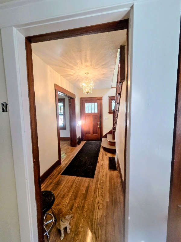 Building Photo - 1907 N Oakley St